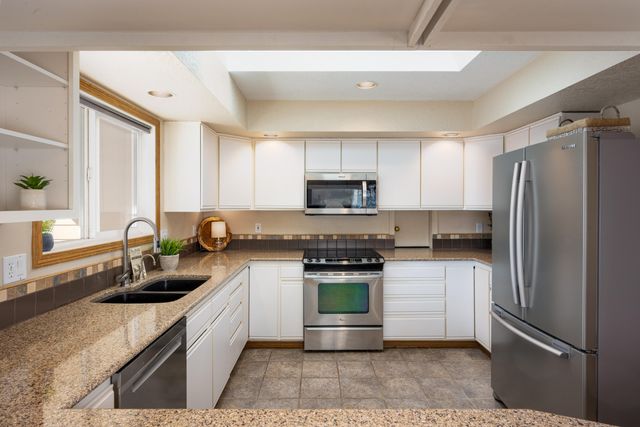 64769 Saros Lane, Bend, OR 97703