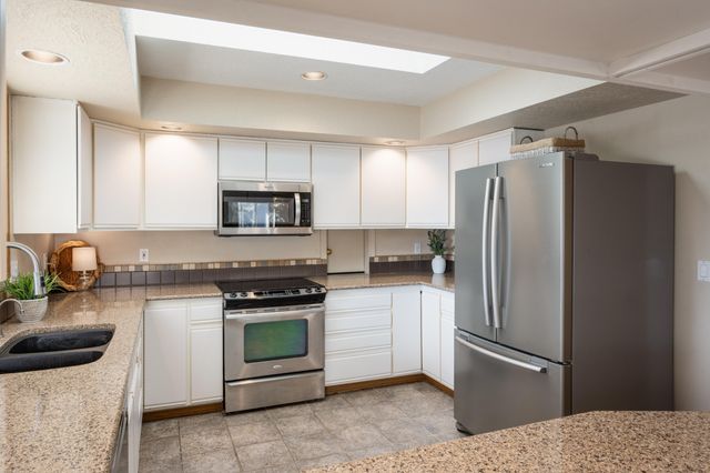 64769 Saros Lane, Bend, OR 97703