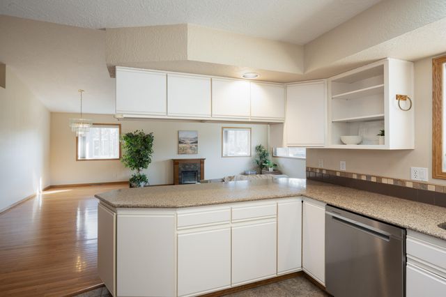 64769 Saros Lane, Bend, OR 97703