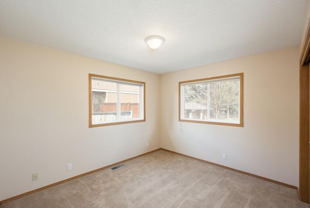 64769 Saros Lane, Bend, OR 97703