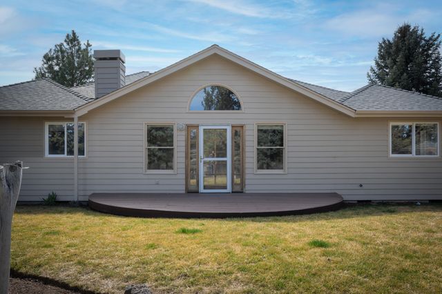 64769 Saros Lane, Bend, OR 97703