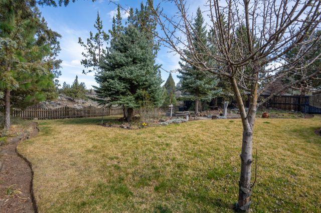 64769 Saros Lane, Bend, OR 97703