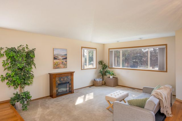 64769 Saros Lane, Bend, OR 97703