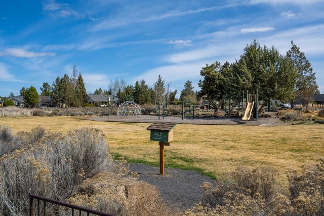 64769 Saros Lane, Bend, OR 97703