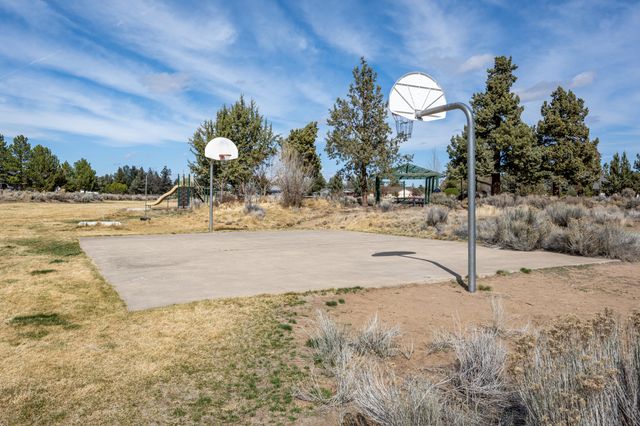 64769 Saros Lane, Bend, OR 97703