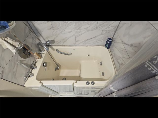 59 Division Street, Woonsocket, RI 02895