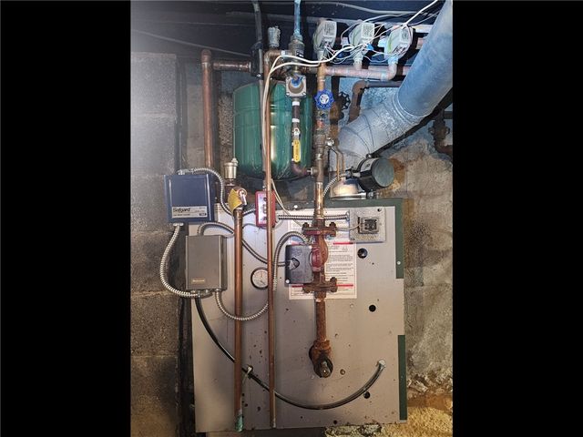 59 Division Street, Woonsocket, RI 02895