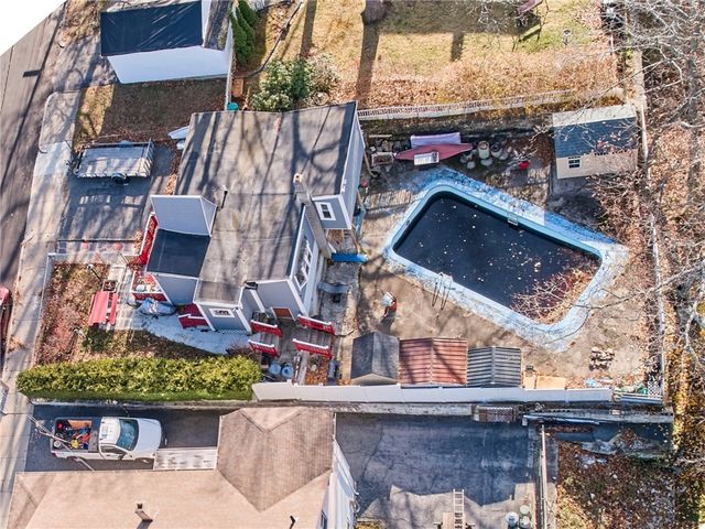 59 Division Street, Woonsocket, RI 02895