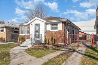 4852 W HIRSCH Street, Chicago, IL 60651