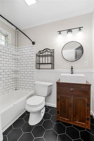 4201 S Thompson Street, Kansas City, KS 66103