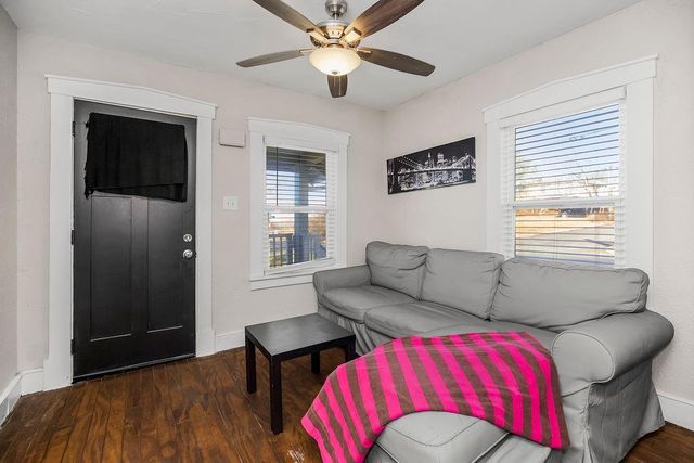 4201 S Thompson Street, Kansas City, KS 66103