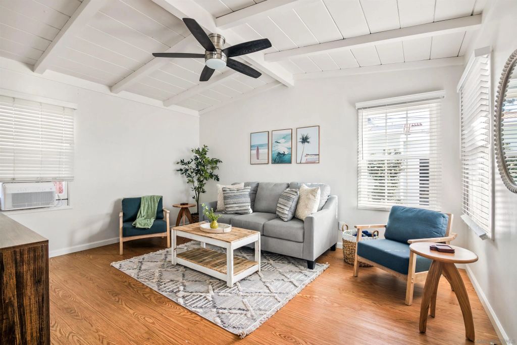 319 Nautilus Street, La Jolla, CA 92037