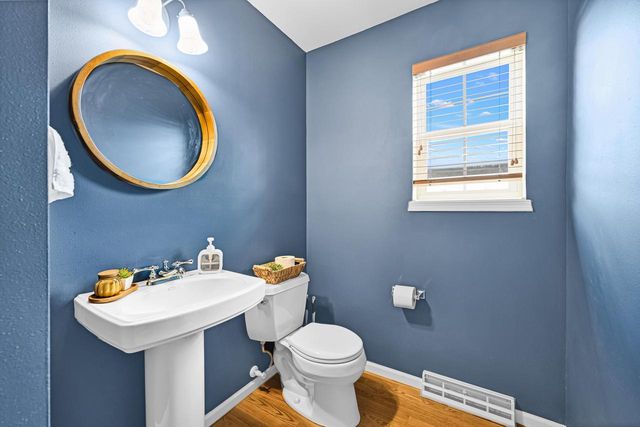 9902 Talons WAY, Verona, WI 53593