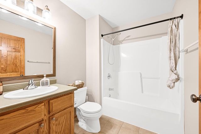 9902 Talons WAY, Verona, WI 53593