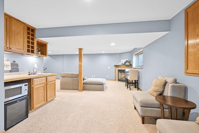 9902 Talons WAY, Verona, WI 53593