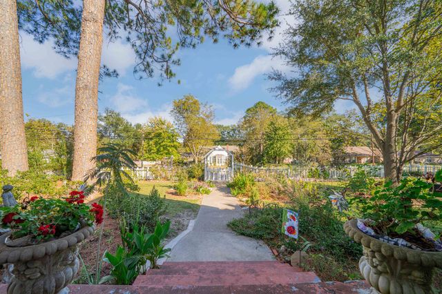 300 S Montgomery, Gilmer, TX 75644