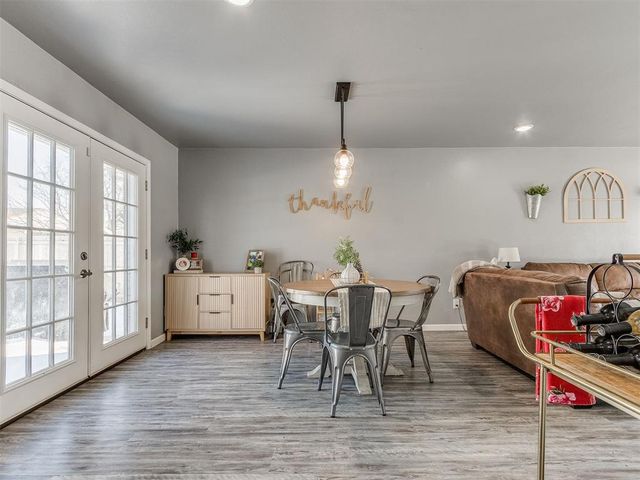 785 NW 16th Street, Moore, OK 73160