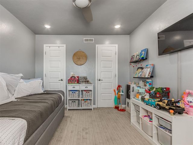 785 NW 16th Street, Moore, OK 73160