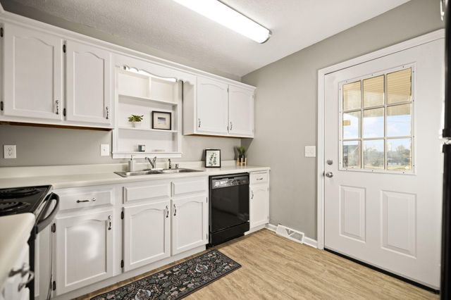 51 Orchard Court, Science Hill, KY 42553