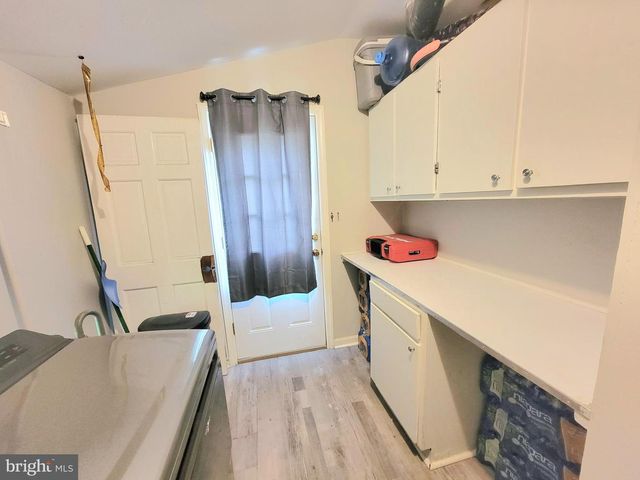 50 EDGE LN, Willingboro, NJ 08046