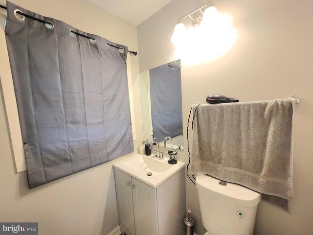 50 EDGE LN, Willingboro, NJ 08046