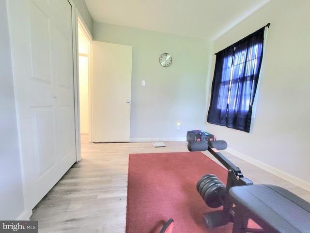 50 EDGE LN, Willingboro, NJ 08046