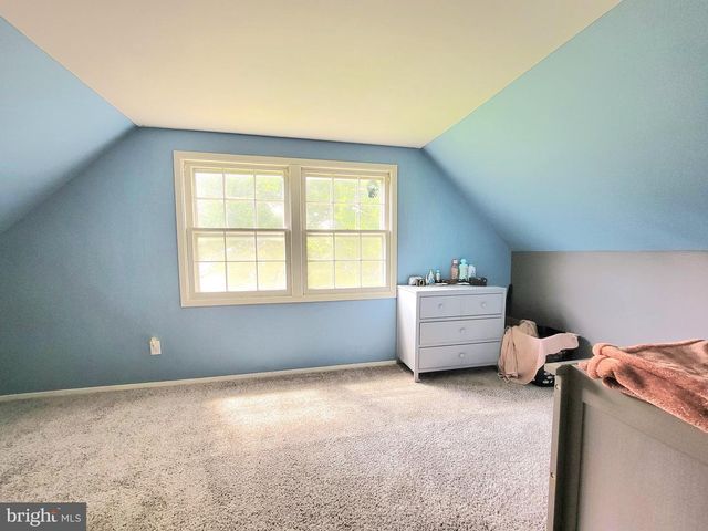 50 EDGE LN, Willingboro, NJ 08046