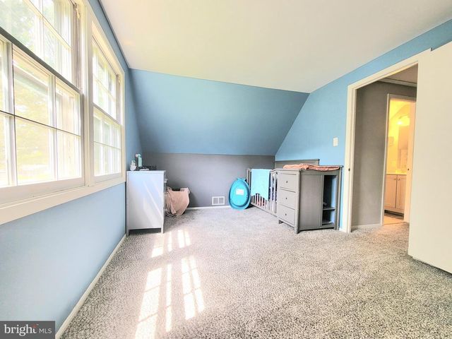 50 EDGE LN, Willingboro, NJ 08046