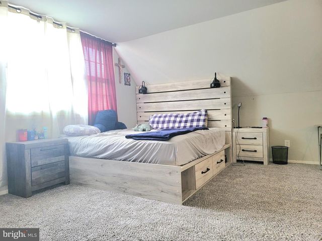 50 EDGE LN, Willingboro, NJ 08046