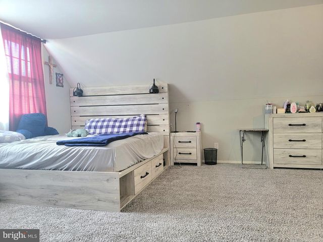 50 EDGE LN, Willingboro, NJ 08046
