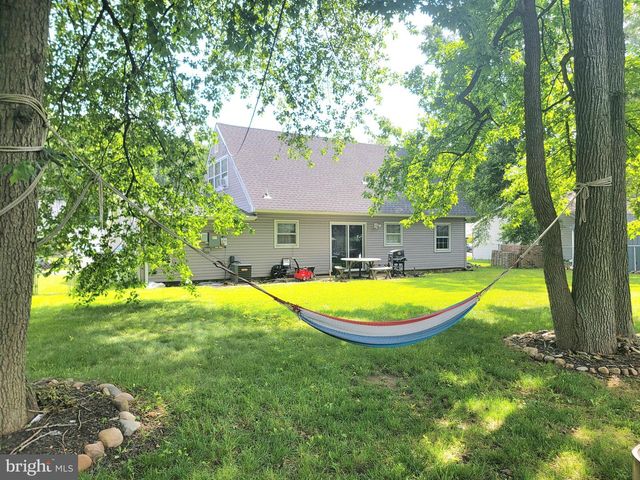 50 EDGE LN, Willingboro, NJ 08046