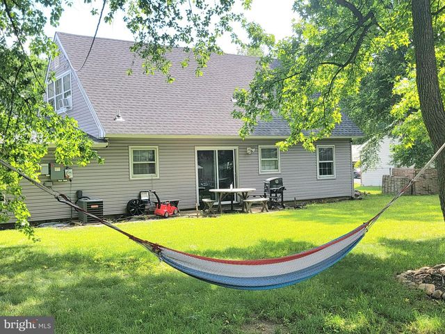 50 EDGE LN, Willingboro, NJ 08046