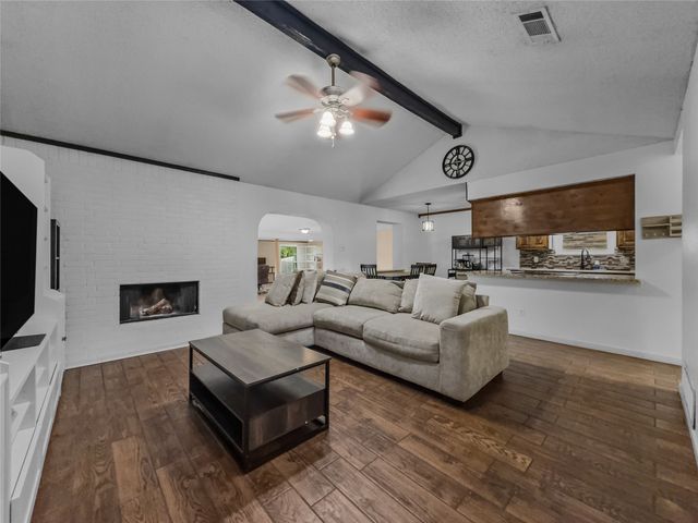 6412 Storm Drive, Watauga, TX 76148