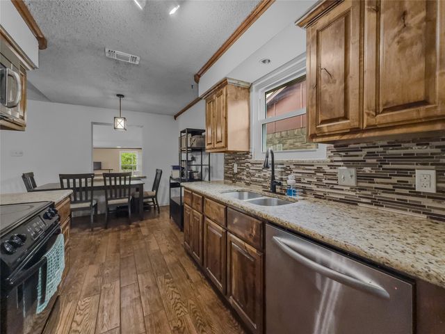 6412 Storm Drive, Watauga, TX 76148