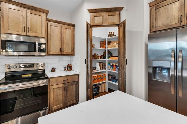 24840 W 178th Court, Gardner, KS 66030