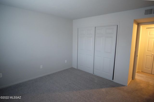 6709 E Calle La Paz Unit D, Tucson, AZ 85715