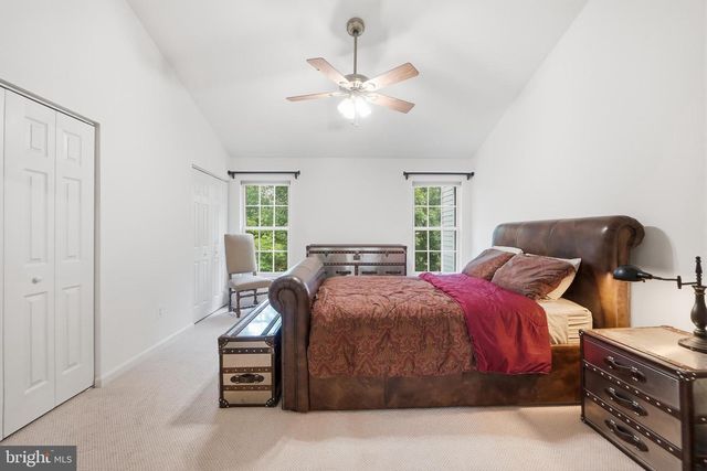 45428 OAK TRAIL SQ, Sterling, VA 20164
