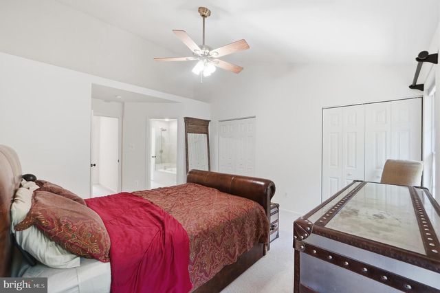 45428 OAK TRAIL SQ, Sterling, VA 20164