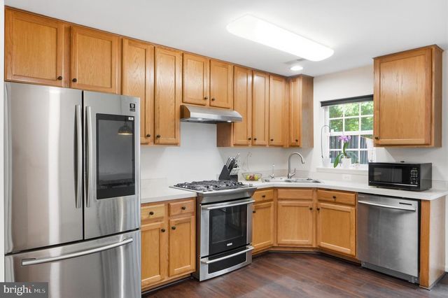 45428 OAK TRAIL SQ, Sterling, VA 20164