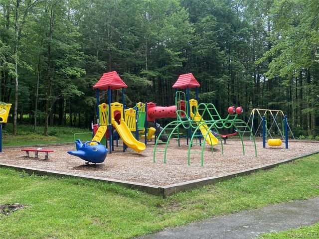 37 Robert Road, Kiamesha Lake, NY 12751