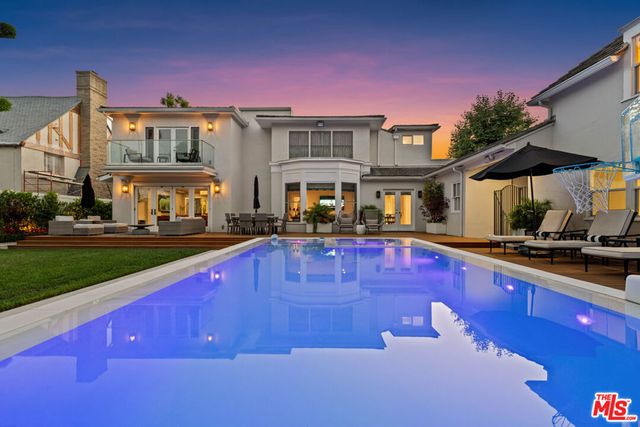 228 S Hudson Avenue, Los Angeles, CA 90004