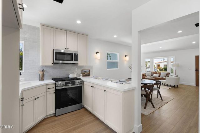 340 Jones Street, Ventura, CA 93003