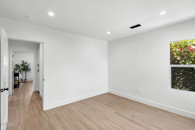 340 Jones Street, Ventura, CA 93003