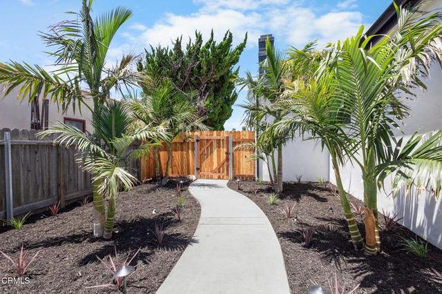 340 Jones Street, Ventura, CA 93003