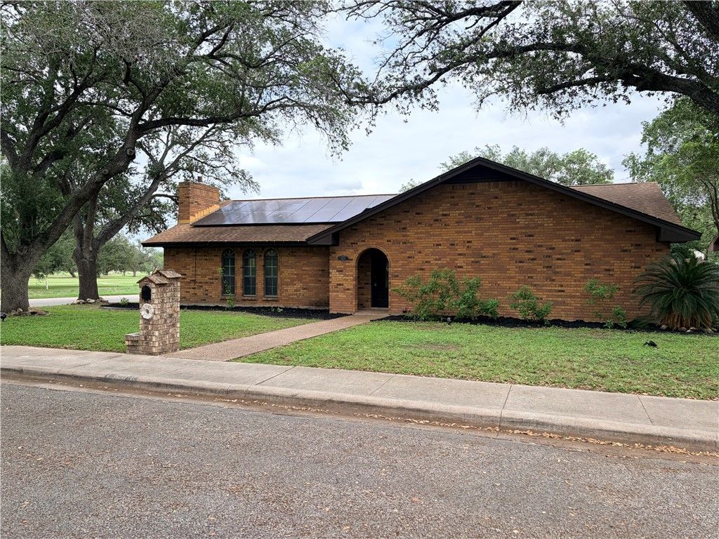 1608 Fairdale, Alice, TX 78332
