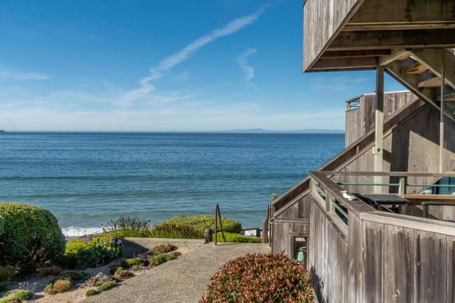 1 Surf Way 115, Monterey, CA 93940