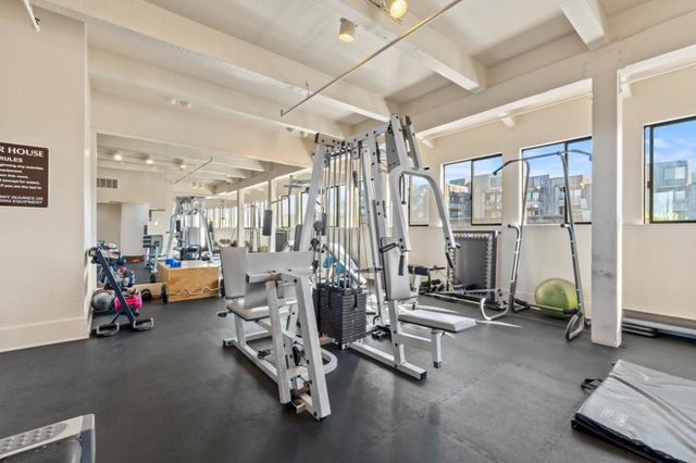 1 Surf Way 115, Monterey, CA 93940