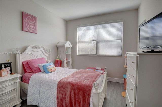 11324 SW 236th Ln, Homestead, FL 33032