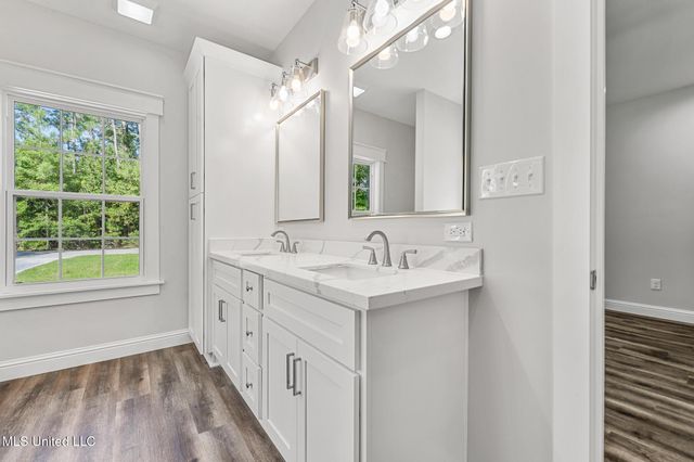 212 Hugo Street, Bay Saint Louis, MS 39520