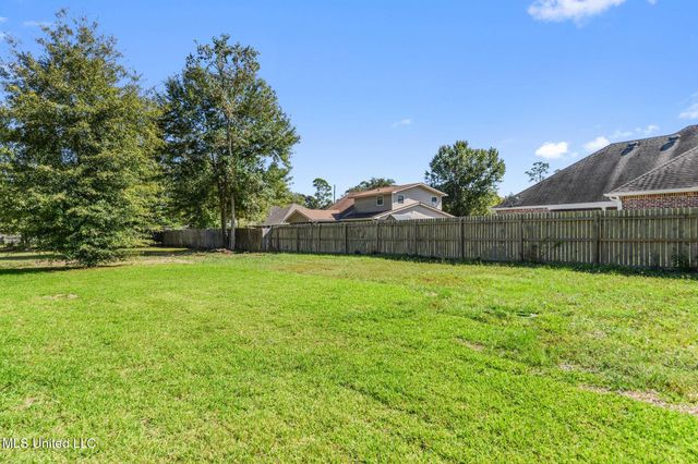 212 Hugo Street, Bay Saint Louis, MS 39520